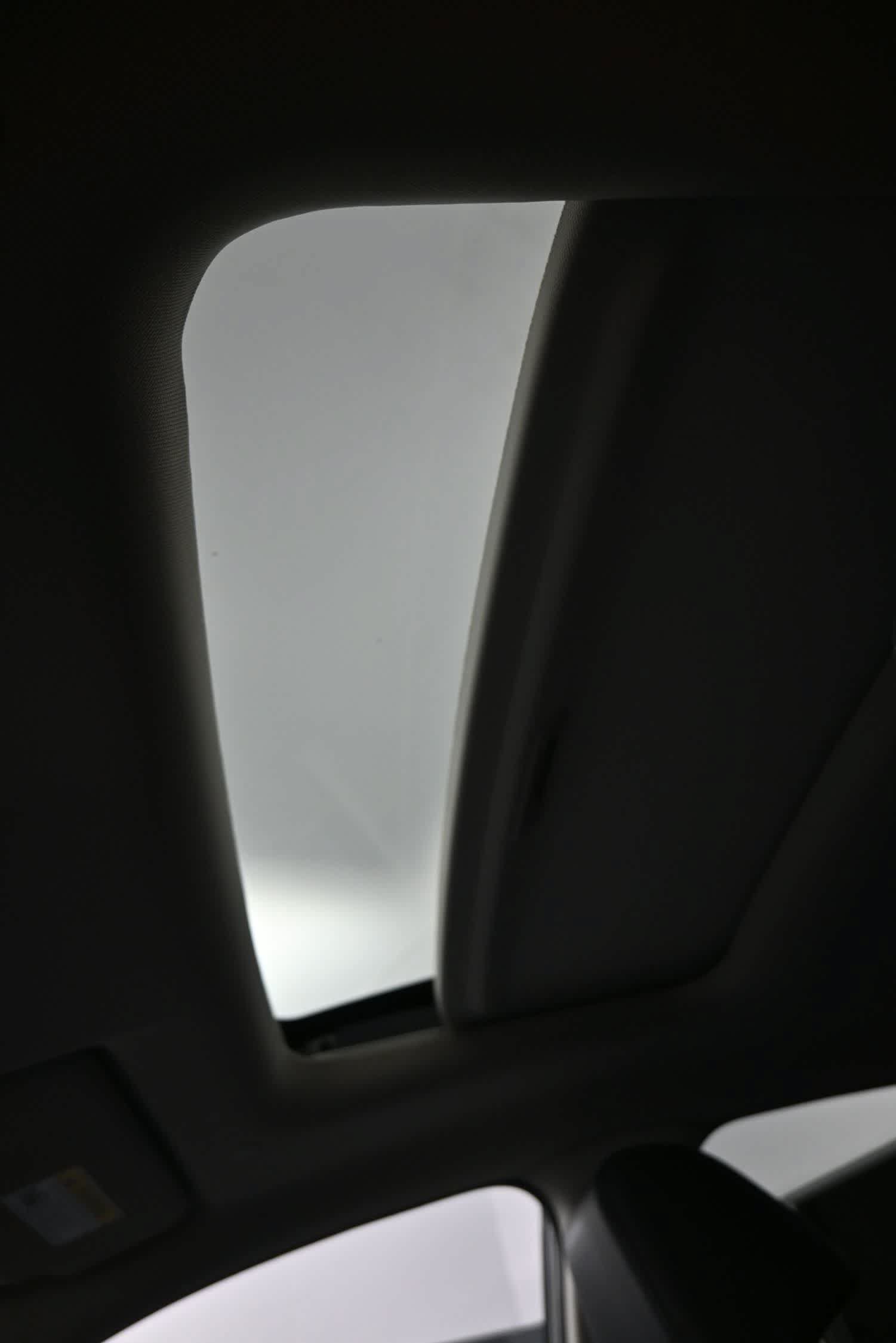 Used 2024 Honda HR-V EX-L image 18