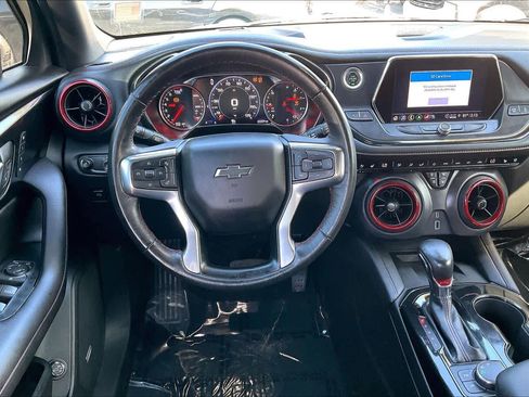 Used 2022 Chevrolet Blazer RS w/ Enhanced Convenience Package image 5