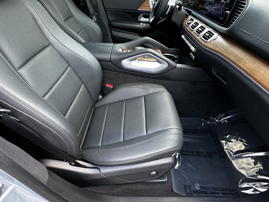 Certified 2025 Mercedes-Benz GLS 450 4MATIC w/ AMG Line Exterior image 15