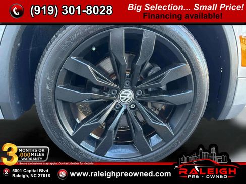 Used 2021 Volkswagen Tiguan SE R-Line w/ 3rd Row Seat Package image 33