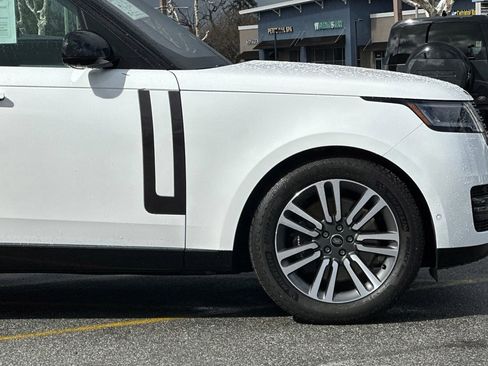 Used 2023 Land Rover Range Rover SE image 35