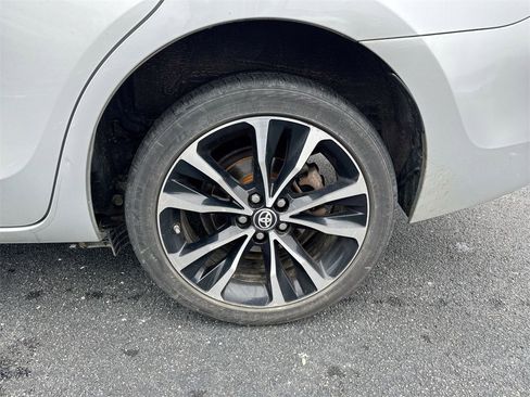 Used 2017 Toyota Corolla XSE image 26