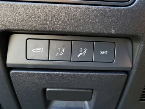 Used 2021 MAZDA MAZDA3 s AWD/4WD image 19