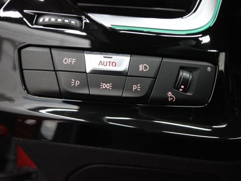 Used 2020 BMW Z4 M40i w/ Executive Package image 23