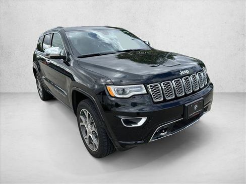 Used 2020 Jeep Grand Cherokee Overland AWD/4WD image 3