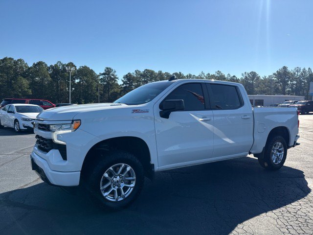 Used 2022 Chevrolet Silverado 1500 RST AWD/4WD image 5
