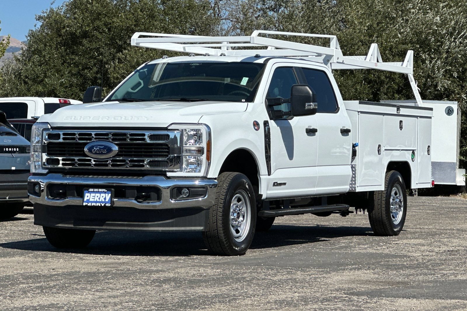 New 2025 Ford F350 XL w/ XL Chrome Package AWD/4WD image 7