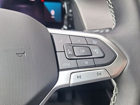 New 2026 Volkswagen Atlas Cross Sport SE image 14