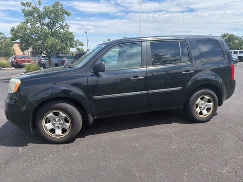 Used 2015 Honda Pilot LX image 4