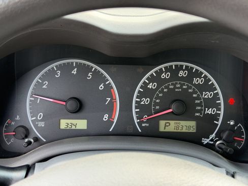 Used 2010 Toyota Corolla LE w/ All Weather Guard Pkg FWD image 17