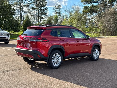 New 2026 Toyota Corolla Cross LE image 5