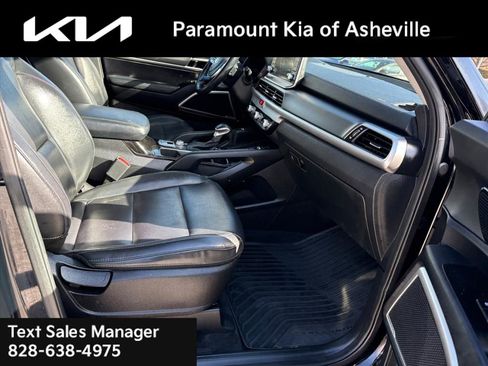 Used 2020 Kia Telluride S image 19