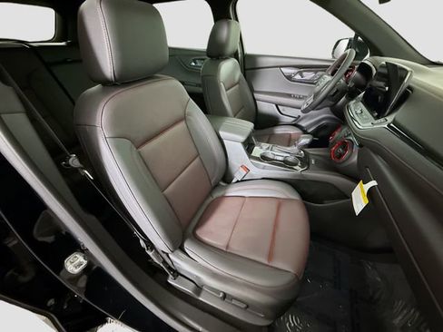 New 2025 Chevrolet Blazer RS w/ Enhanced Convenience Package image 32