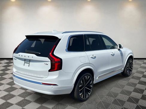 New 2026 Volvo XC90 T8 Plus w/ Protection Package Premier AWD/4WD image 3
