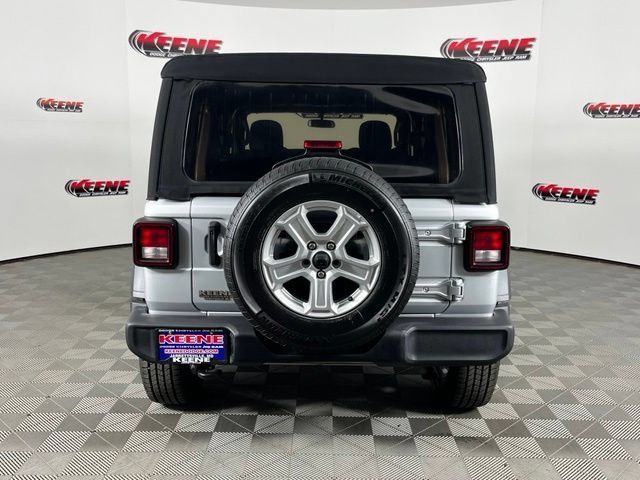 Used 2022 Jeep Wrangler Unlimited Sport AWD/4WD image 7
