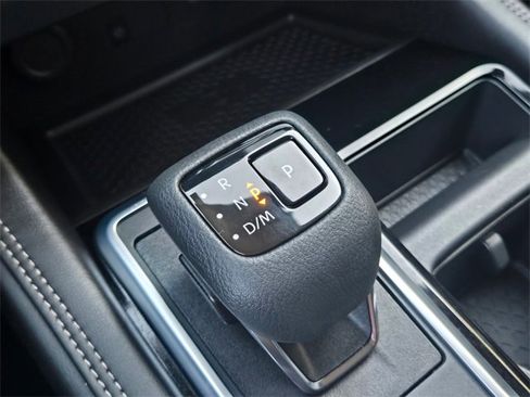 Used 2023 Nissan Pathfinder Platinum image 34