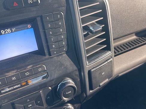 Used 2018 Ford F150 XLT image 24