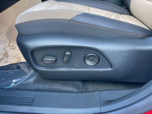 New 2026 Chevrolet Equinox ACTIV w/ Convenience Package III image 12