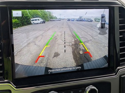 Used 2022 Ford F250 Lariat w/ Lariat Ultimate Package image 13