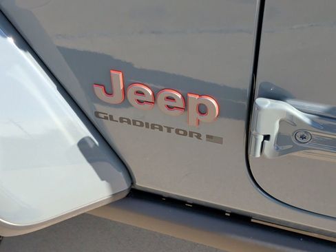 New 2026 Jeep Gladiator Mojave image 50