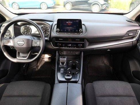 Used 2025 Nissan Rogue SV AWD/4WD image 22