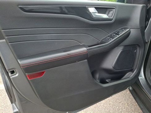 Used 2023 Ford Escape ST-Line w/ Tech Pack #1 FWD image 14