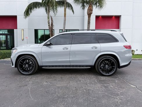 Used 2025 Mercedes-Benz GLS 580 GLS 580 image 14