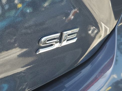 Used 2026 Toyota Camry SE FWD image 10