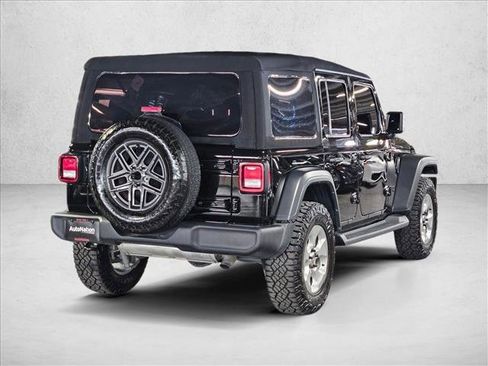 Used 2024 Jeep Wrangler Sport S image 5