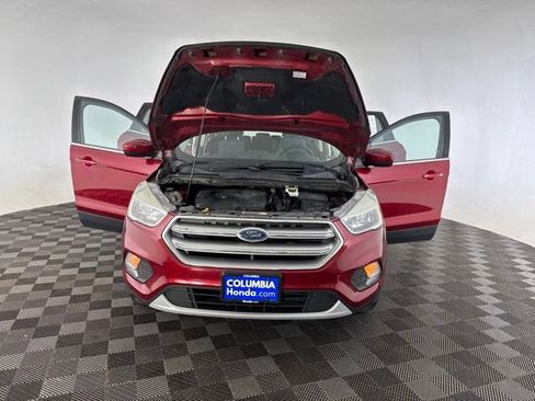 Used 2017 Ford Escape SE AWD/4WD image 14