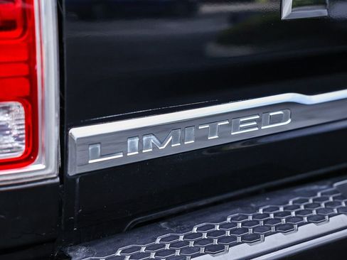 Used 2017 RAM 2500 Limited image 10