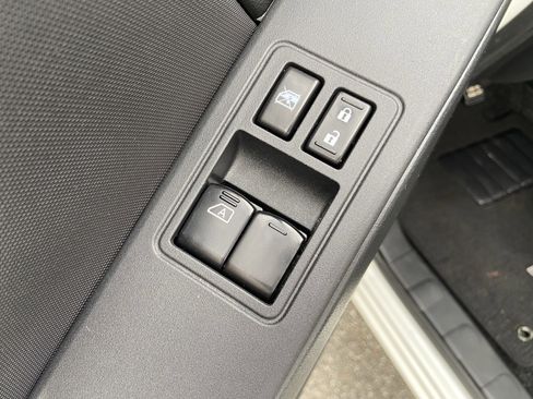 Certified 2024 Nissan Frontier S w/ Technology Package image 10