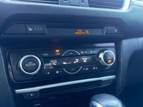 Used 2017 MAZDA MAZDA6 Touring w/ Touring Premium Package image 12