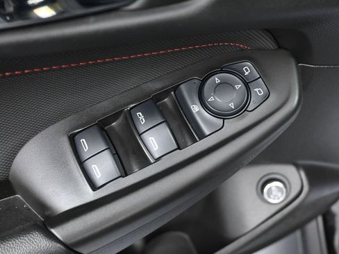 Used 2025 Chevrolet TrailBlazer RS w/ Convenience Package image 11