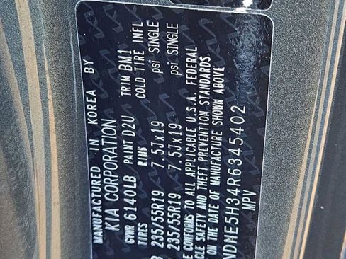 Certified 2024 Kia Carnival SX image 15