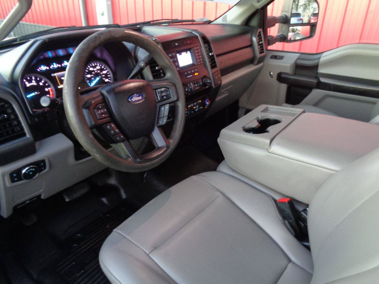 Used 2021 Ford F250 XL w/ Power Equipment Group AWD/4WD image 2