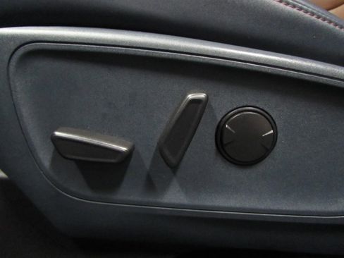 Used 2022 Ford Maverick Lariat w/ Lariat Luxury Package FWD image 21