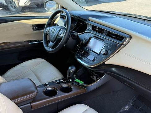Used 2016 Toyota Avalon Touring image 9
