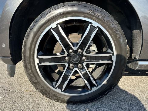 Used 2021 Ford Expedition Limited image 5