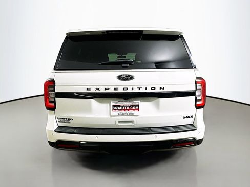 Used 2022 Ford Expedition Max Limited image 6