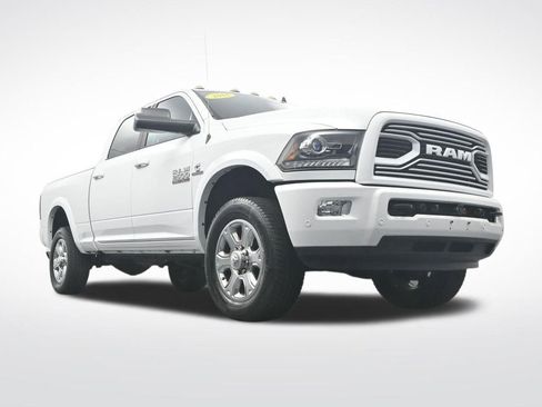 Used 2018 RAM 2500 Laramie w/ Sport Appearance Group AWD/4WD image 33