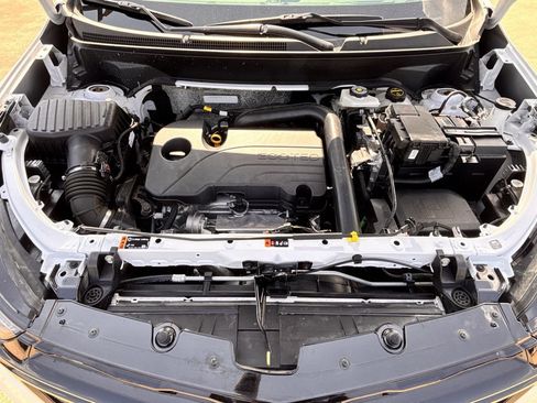 Used 2024 Chevrolet Equinox RS FWD image 29