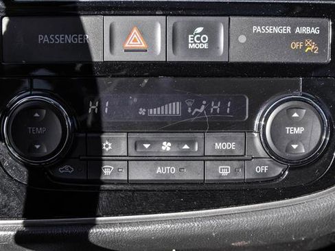 Used 2018 Mitsubishi Outlander GT image 18