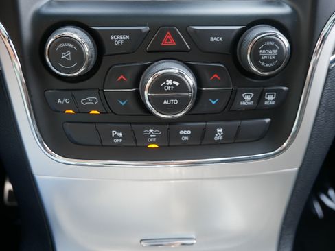 Used 2015 Jeep Grand Cherokee SRT AWD/4WD image 14
