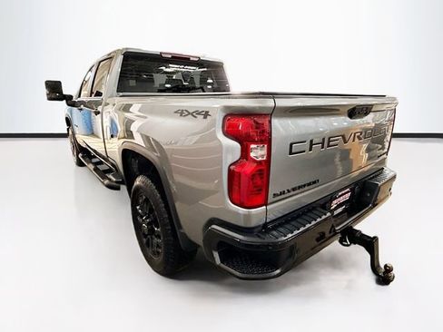 Used 2026 Chevrolet Silverado 2500 Custom w/ Custom Value Package image 8