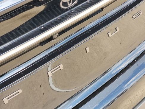 New 2026 Toyota Prius Plug-In Hybrid image 5