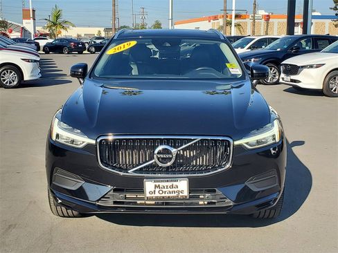 Used 2019 Volvo XC60 T5 Momentum w/ Multimedia Package image 20