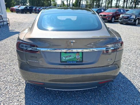 Used 2015 Tesla Model S 85D AWD/4WD image 4
