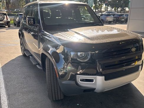 Used 2020 Land Rover Defender 110 HSE image 2