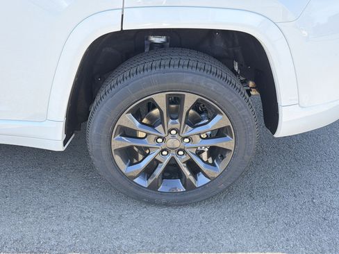 New 2026 Jeep Grand Cherokee Limited Reserve AWD/4WD image 24